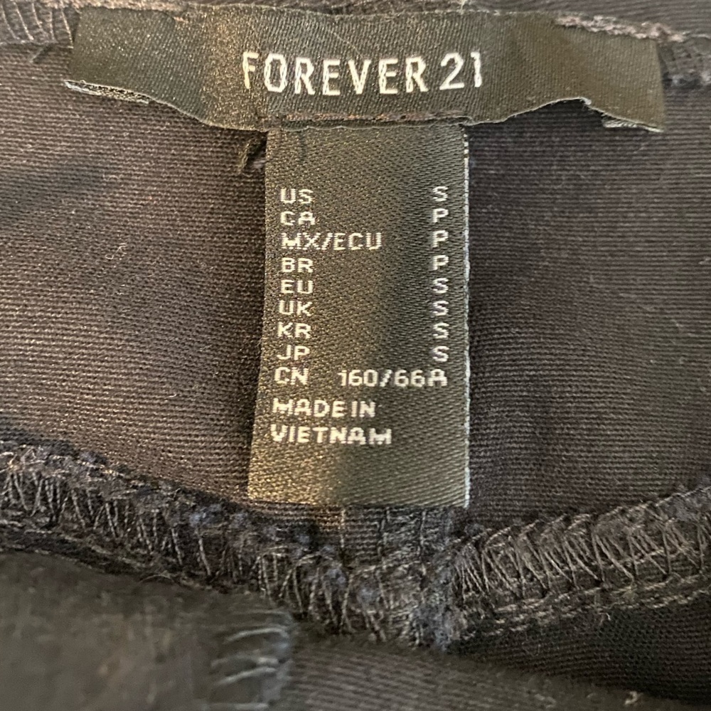 Forever 21 Mini Skirt - Picture 4 of 4